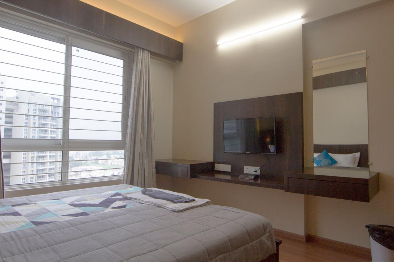 Amanora Park Town Pune Exterior photo
